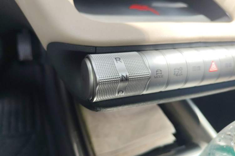 Used BYD Dolphin 2024 Honor Edition 420km Fashion Version Gear Lever