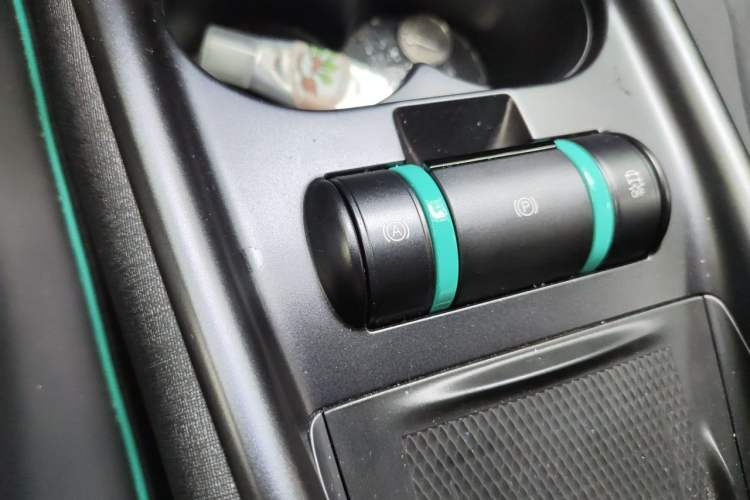 Used BYD Dolphin 2024 Honor Edition 420km Fashion Version Gear Lever