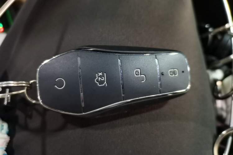 Used BYD Dolphin 2024 Honor Edition 420km Fashion Version Vehicle Key