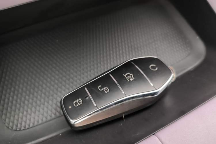 Used BYD Dolphin 2024 Honor Edition 420km Fashion Version Vehicle Key
