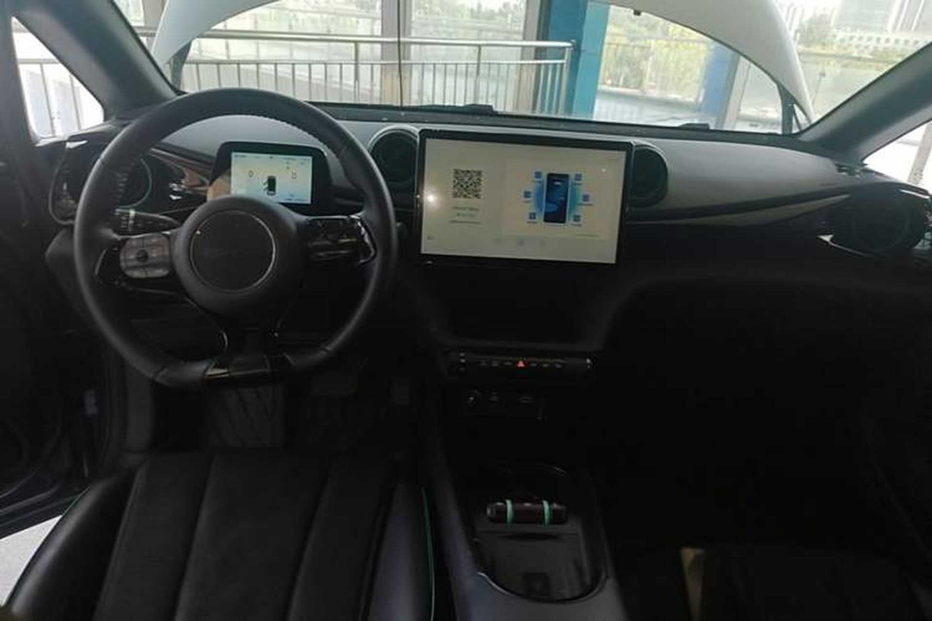 Used BYD Dolphin 2024 Honor Edition 420km Fashion Version Center Console
