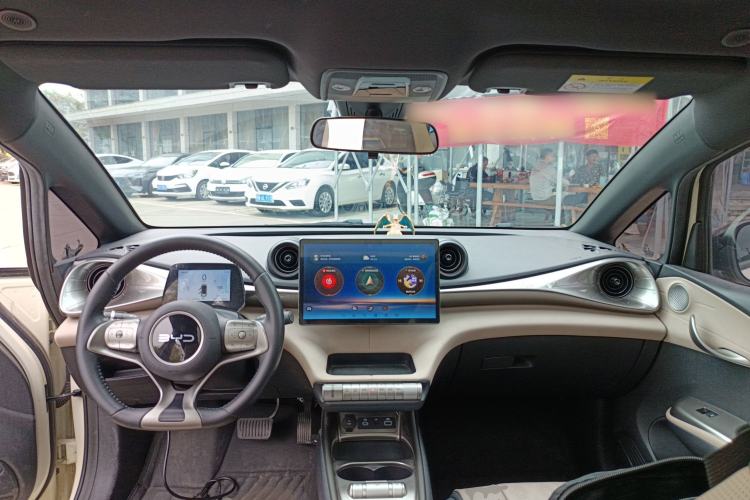 Used BYD Dolphin 2024 Honor Edition 420km Fashion Version Center Console