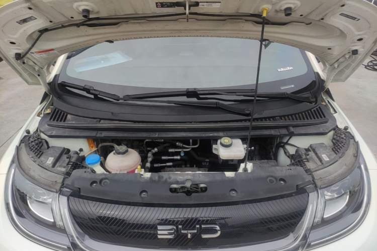 Used BYD Dolphin 2024 Honor Edition 420km Fashion Version Engine Bay