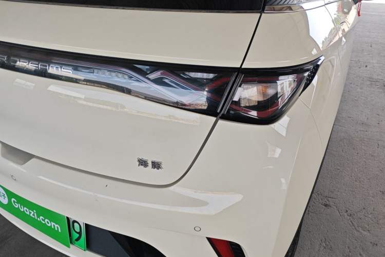 Used BYD Dolphin 2024 Honor Edition 420km Freedom Version Exterior 3