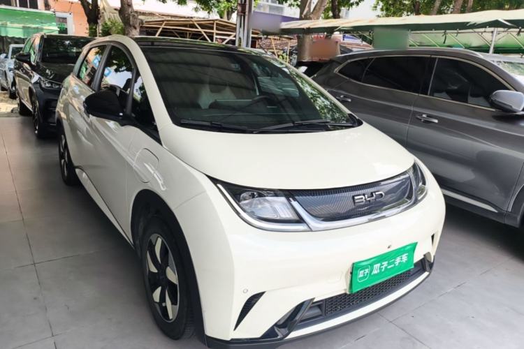 Used BYD Dolphin 2024 Honor Edition 420km Fashion Version Front Right 45 Deg