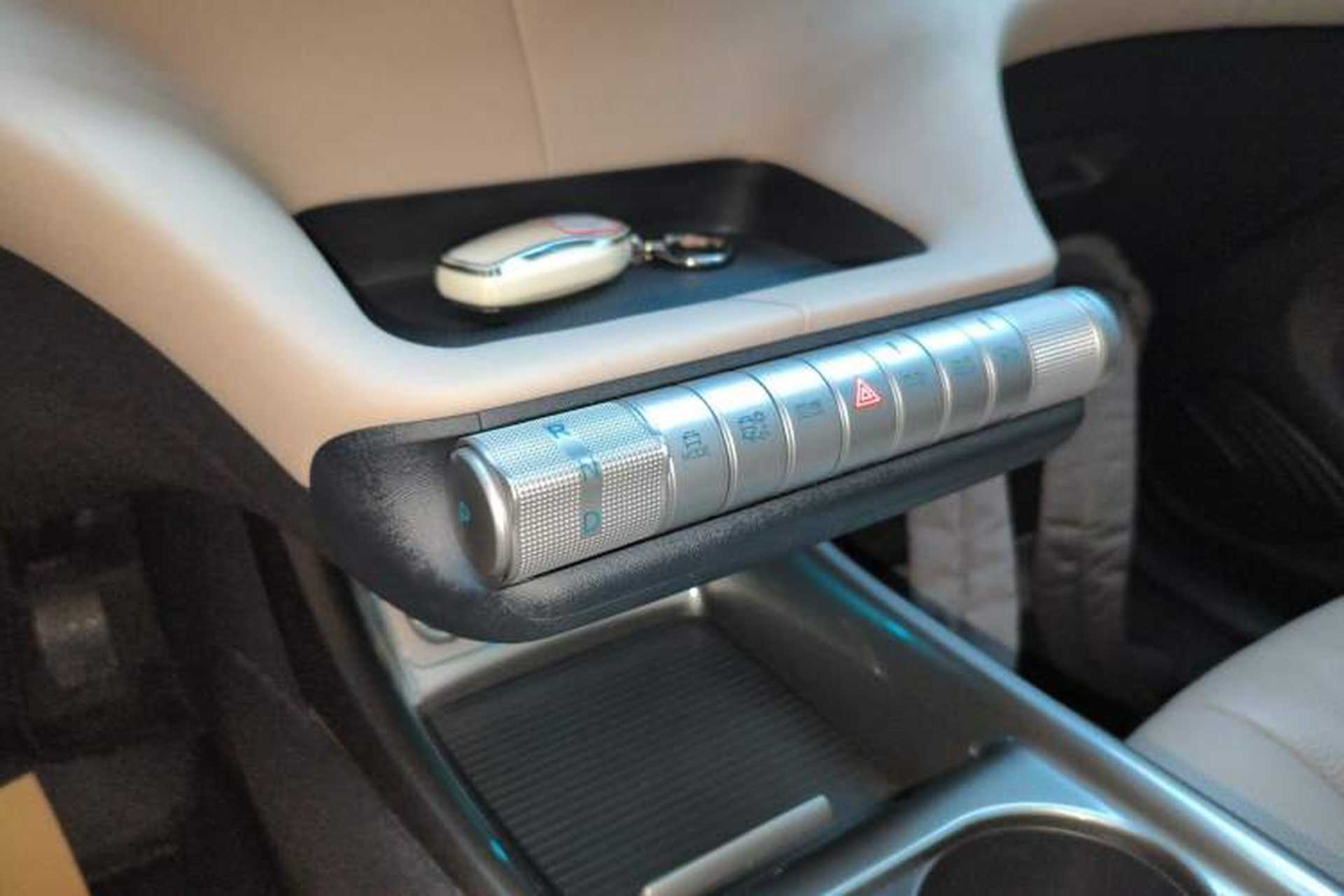 Used BYD Dolphin 2024 Honor Edition 420km Fashion Version Gear Lever