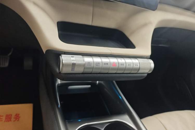 Used BYD Dolphin 2024 Honor Edition 420km Freedom Version Gear Lever