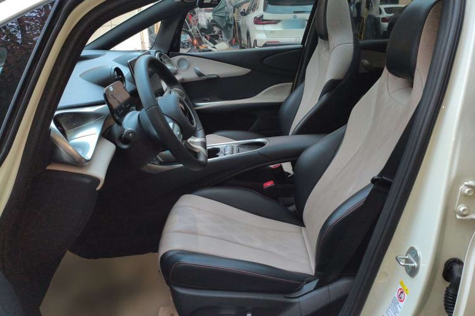 Used BYD Dolphin 2024 Honor Edition 420km Fashion Version Left Front Seat