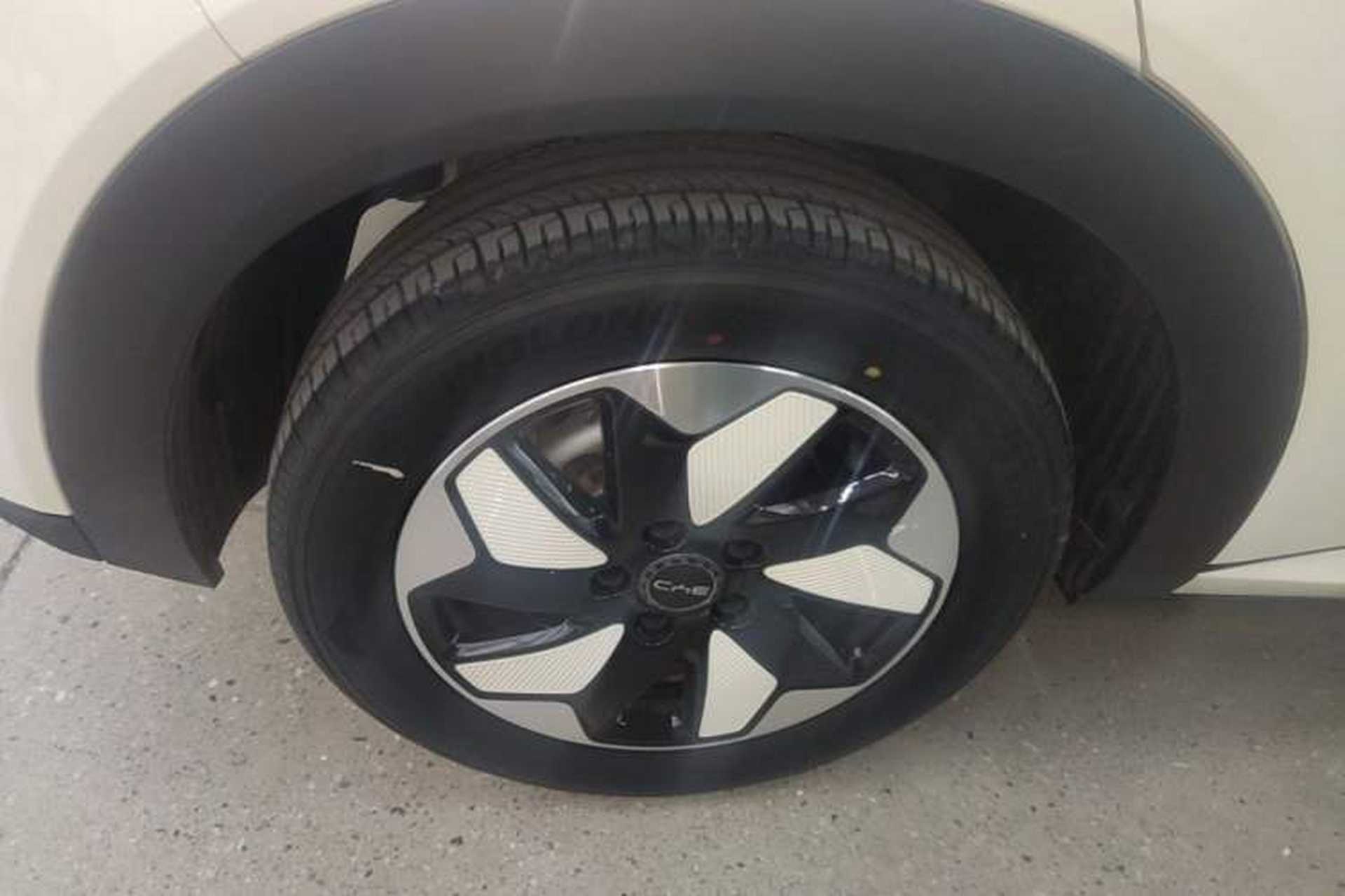 Used BYD Dolphin 2024 Honor Edition 420km Freedom Version Right Rear Wheel Hub