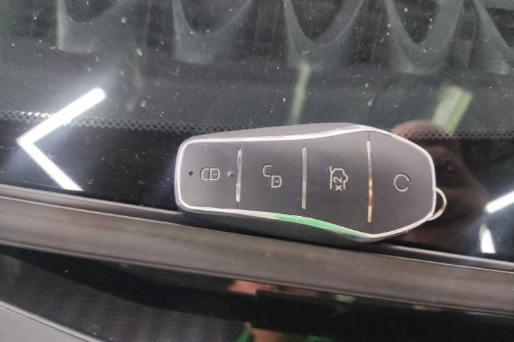Used BYD Dolphin 2024 Honor Edition 420km Freedom Version Vehicle Key