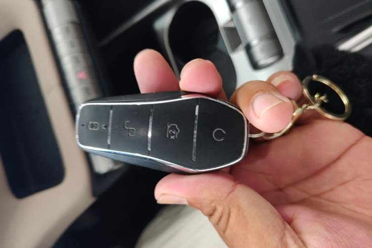 Used BYD Dolphin 2024 Honor Edition 420km Fashion Version Vehicle Key