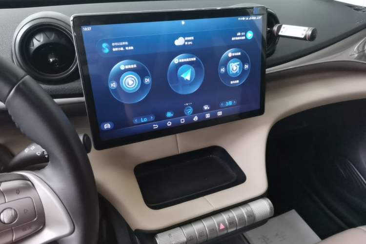 Used BYD Dolphin 2024 Honor Edition 420km Fashion Version Audio And AC Panel