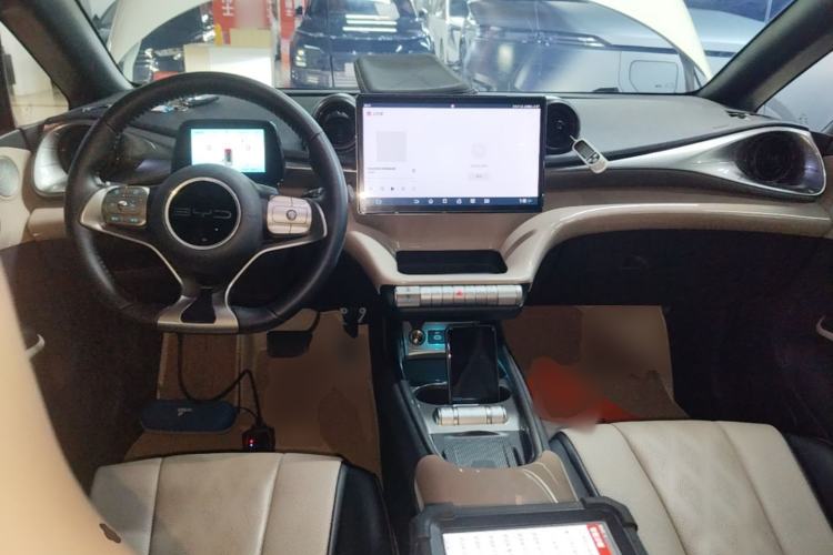 Used BYD Dolphin 2024 Honor Edition 420km Fashion Version Center Console