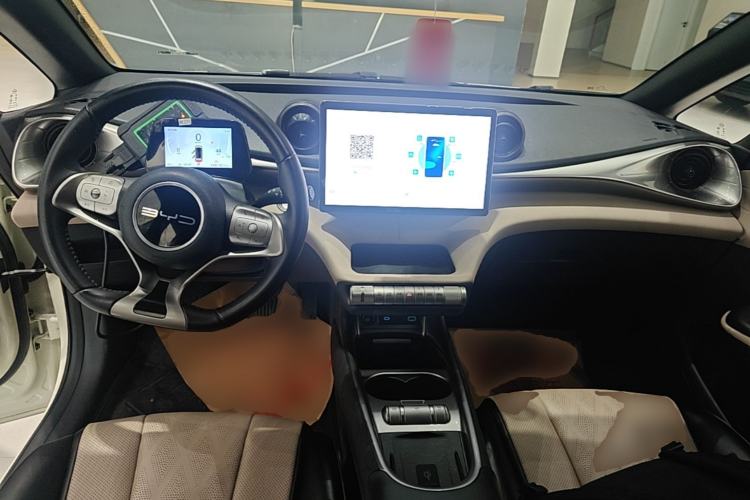Used BYD Dolphin 2024 Honor Edition 420km Fashion Version Center Console