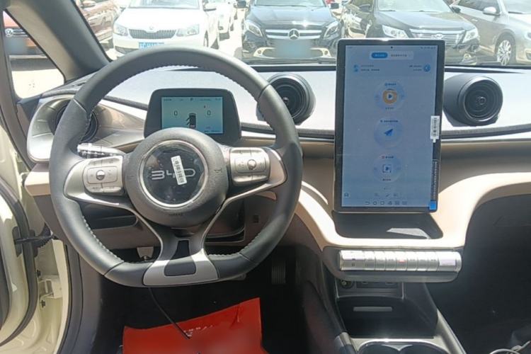 Used BYD Dolphin 2024 Honor Edition 420km Freedom Version Center Console
