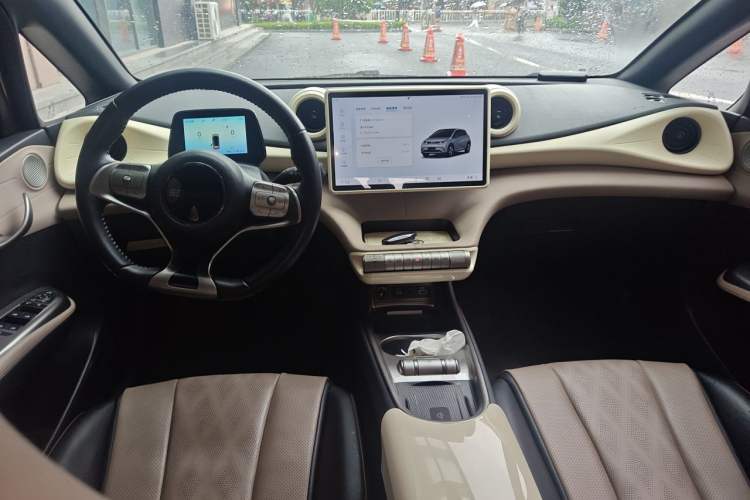 Used BYD Dolphin 2024 Honor Edition 420km Freedom Version Center Console