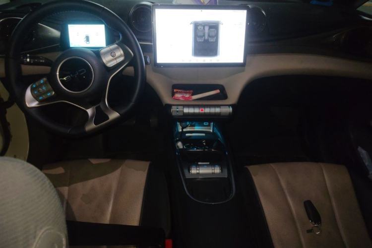 Used BYD Dolphin 2024 Honor Edition 420km Fashion Version Center Console