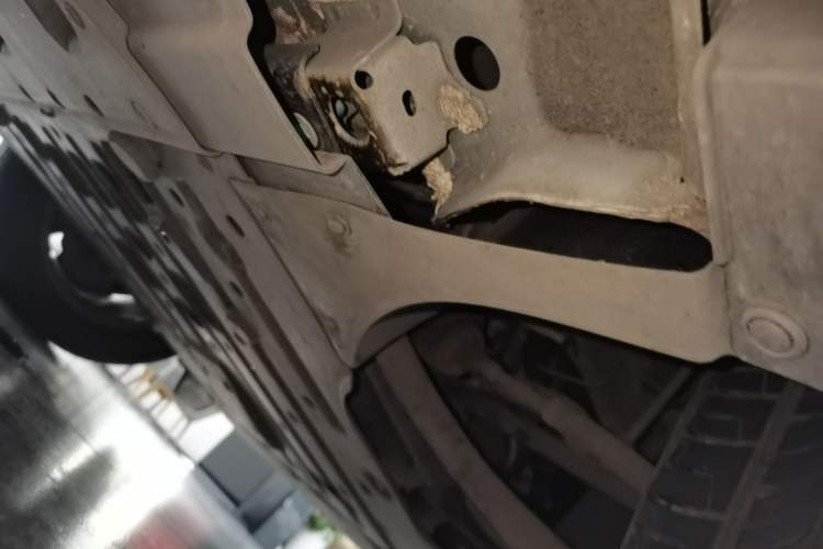 Used BYD Dolphin 2024 Honor Edition 420km Fashion Version Chassis Front Right