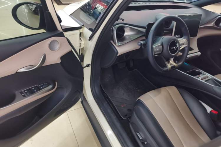 Used BYD Dolphin 2024 Honor Edition 420km Freedom Version Driver Seat