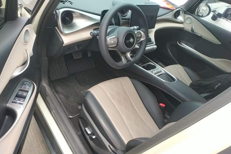 Used BYD Dolphin 2024 Honor Edition 420km Freedom Version Driver Seat