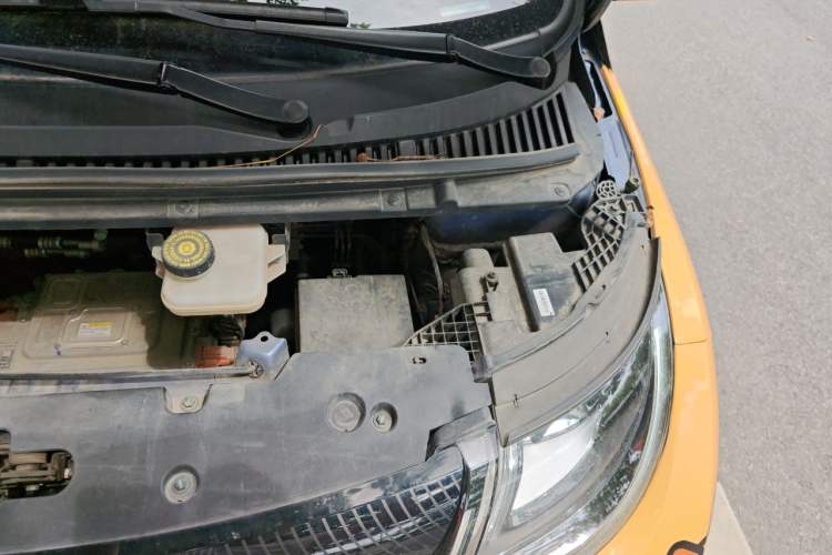 Used BYD Dolphin 2024 Honor Edition 420km Fashion Version Engine Bay Left