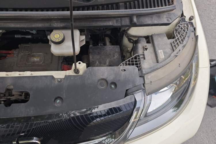 Used BYD Dolphin 2024 Honor Edition 420km Fashion Version Engine Bay Left