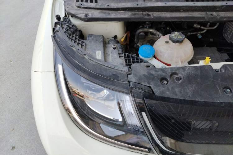 Used BYD Dolphin 2024 Honor Edition 420km Freedom Version Engine Bay Right
