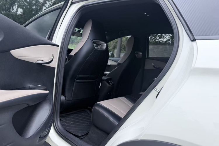 Used BYD Dolphin 2024 Honor Edition 420km Freedom Version Exterior 2