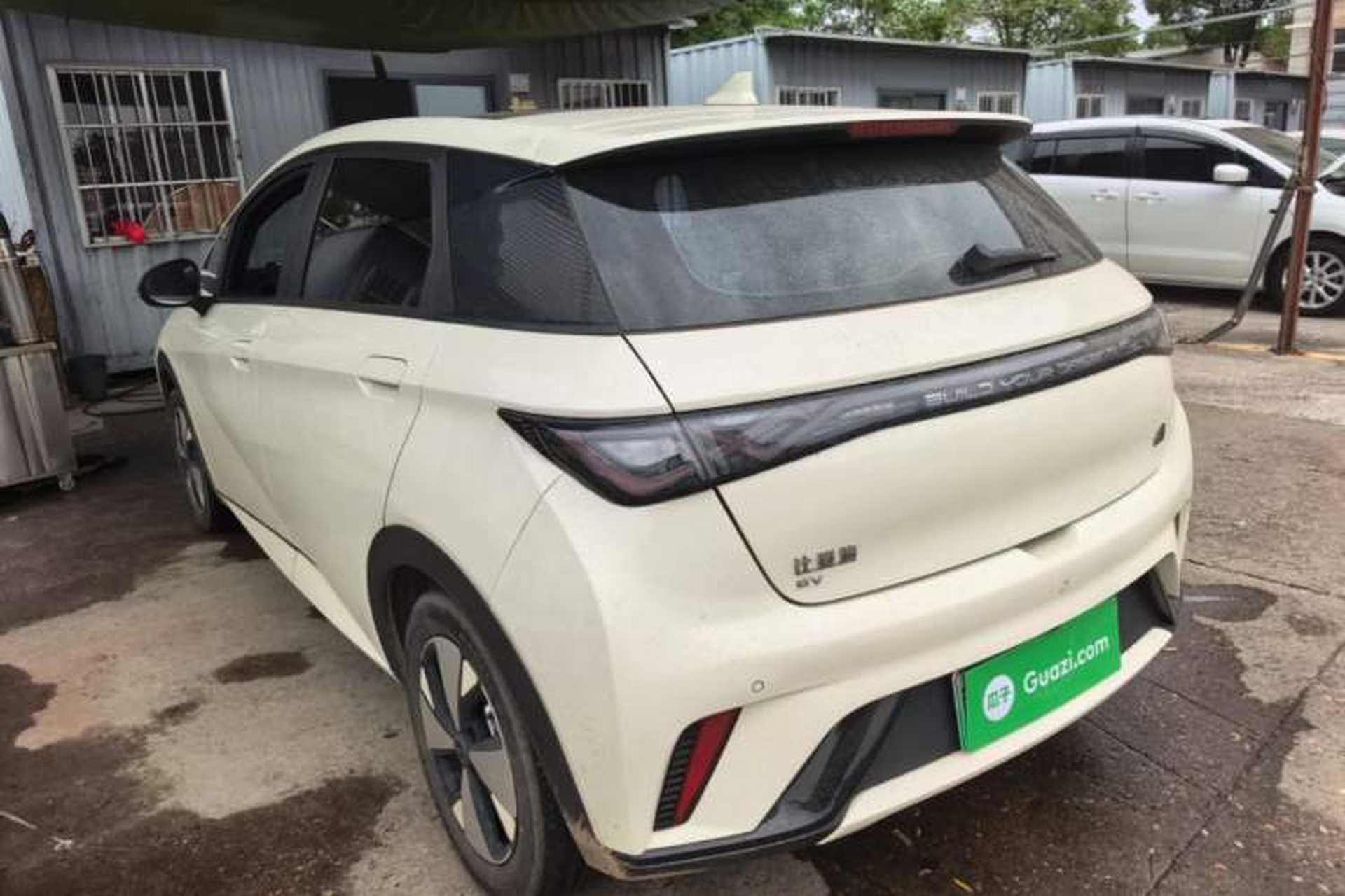 Used BYD Dolphin 2024 Honor Edition 420km Fashion Version Exterior 2