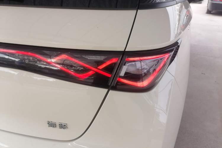 Used BYD Dolphin 2024 Honor Edition 420km Freedom Version Exterior 3