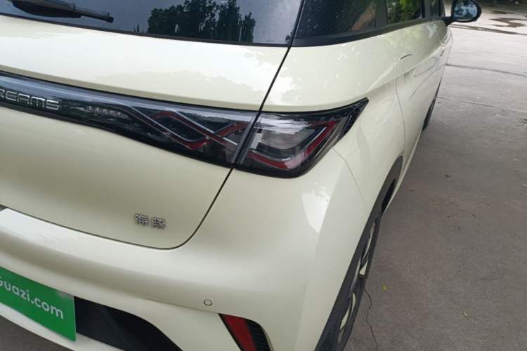 Used BYD Dolphin 2024 Honor Edition 420km Fashion Version Exterior 3