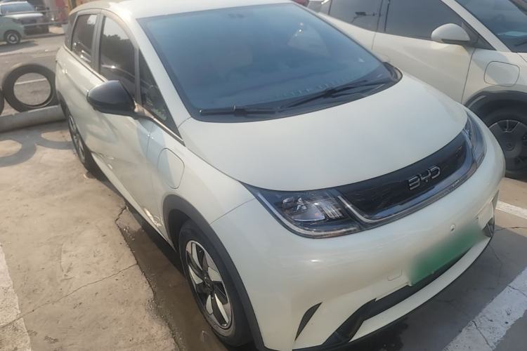 Used BYD Dolphin 2024 Honor Edition 420km Freedom Version Front Right 45 Deg
