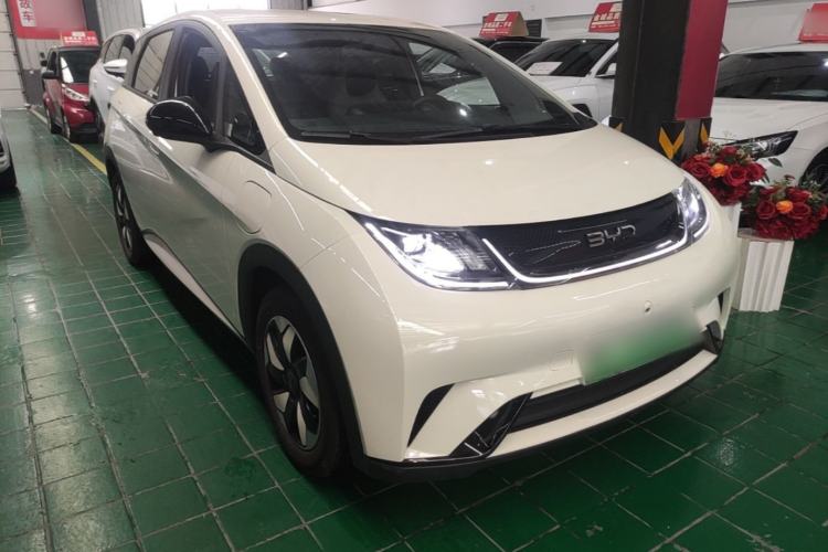 Used BYD Dolphin 2024 Honor Edition 420km Fashion Version Front Right 45 Deg