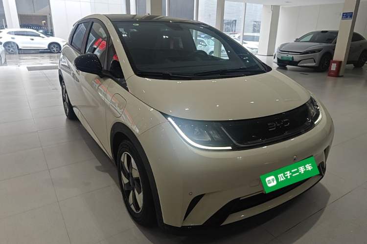 Used BYD Dolphin 2024 Honor Edition 420km Fashion Version Front Right 45 Deg