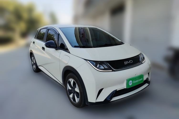 Used BYD Dolphin 2024 Honor Edition 420km Freedom Version Front Right 45 Deg