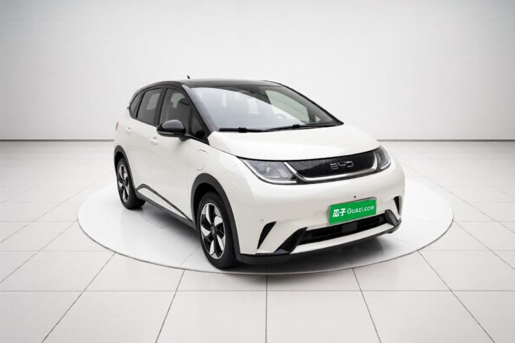 Used BYD Dolphin 2024 Honor Edition 420km Fashion Version Front Right 45 Deg