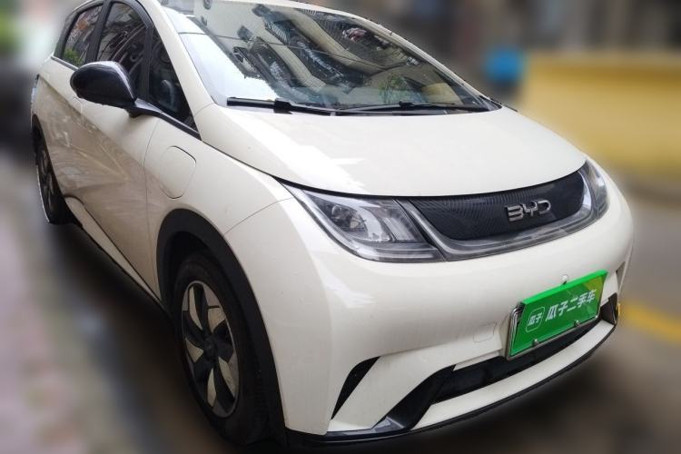 Used BYD Dolphin 2024 Honor Edition 420km Freedom Version Front Right 45 Deg