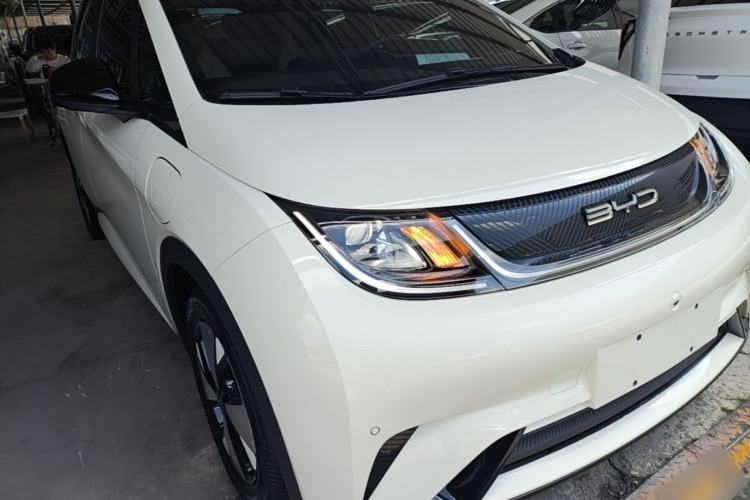 Used BYD Dolphin 2024 Honor Edition 420km Fashion Version Front Right 45 Deg