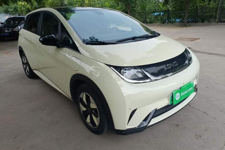 Used BYD Dolphin 2024 Honor Edition 420km Fashion Version Front Right 45 Deg