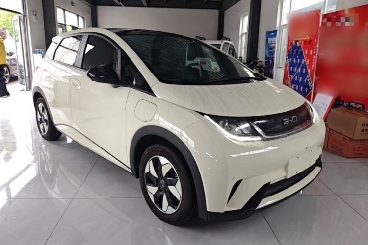 Used BYD Dolphin 2024 Honor Edition 420km Fashion Version Front Right 45 Deg