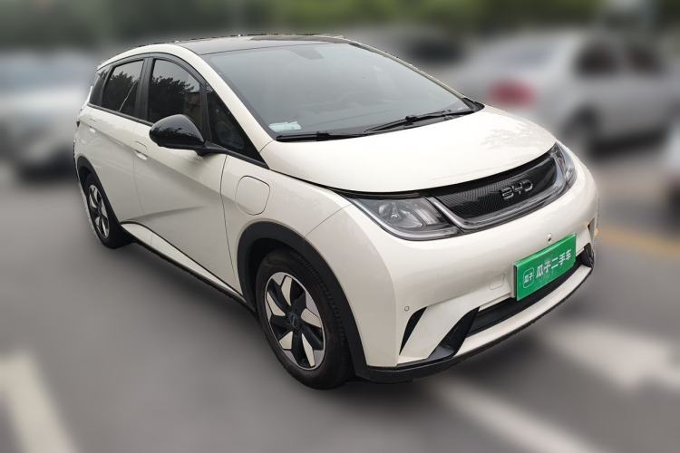 Used BYD Dolphin 2024 Honor Edition 420km Fashion Version Front Right 45 Deg