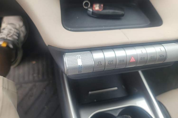 Used BYD Dolphin 2024 Honor Edition 420km Fashion Version Gear Lever