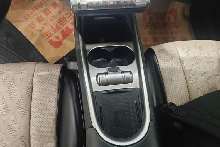 Used BYD Dolphin 2024 Honor Edition 420km Fashion Version Gear Lever