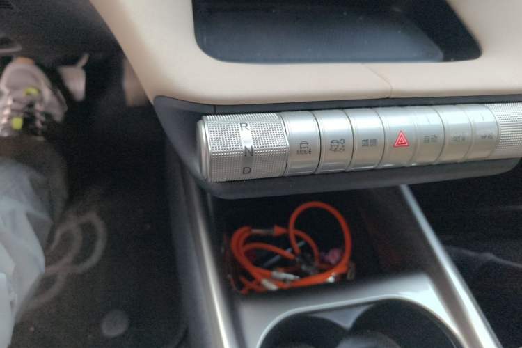 Used BYD Dolphin 2024 Honor Edition 420km Fashion Version Gear Lever