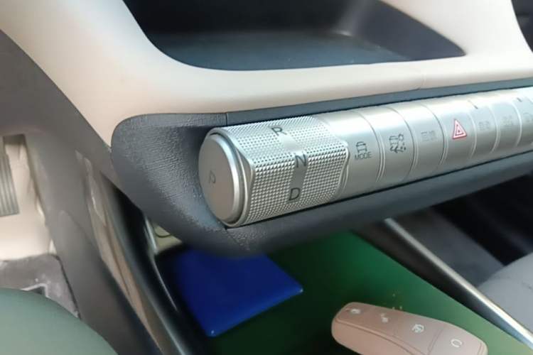 Used BYD Dolphin 2024 Honor Edition 420km Fashion Version Gear Lever