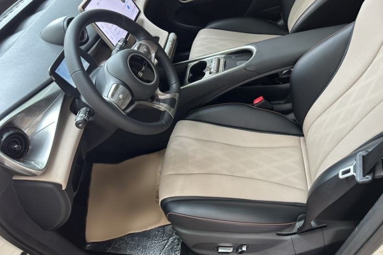 Used BYD Dolphin 2024 Honor Edition 420km Fashion Version Interior 8
