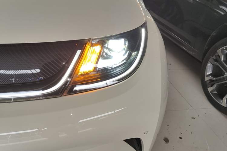 Used BYD Dolphin 2024 Honor Edition 420km Fashion Version Left Front Headlight