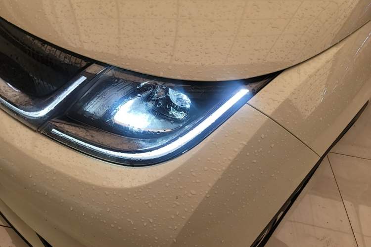 Used BYD Dolphin 2024 Honor Edition 420km Freedom Version Left Front Headlight