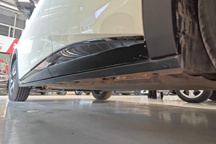 Used BYD Dolphin 2024 Honor Edition 420km Fashion Version Left Side Sill