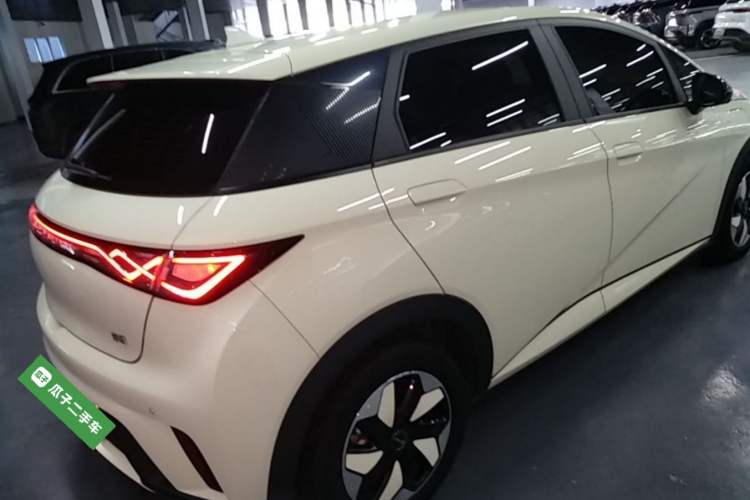 Used BYD Dolphin 2024 Honor Edition 420km Freedom Version Rear Right 45 Deg